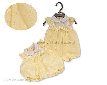 Frühchen Mädchen Spielhose mit Schleife und Stickerei - Blümchen - Großhandel